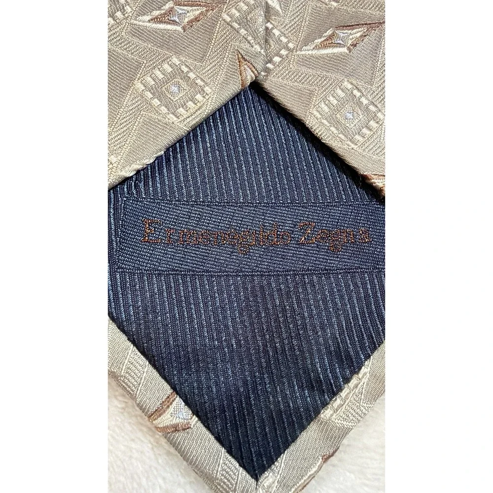 Ermenegildo Zegna Men's Geometric Beige Brown White 100% Silk Satin Tie‎